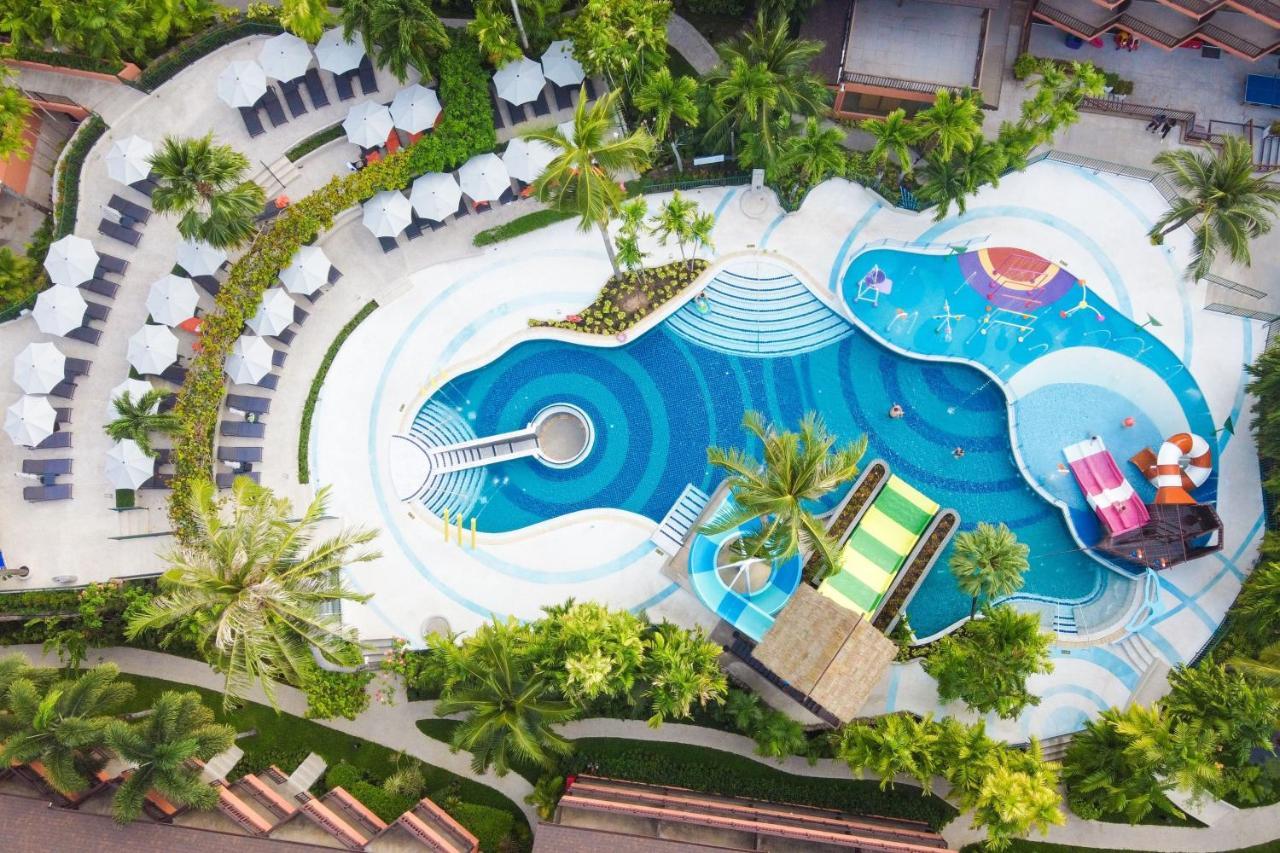 Courtyard By Marriott Phuket, Patong Beach Resort Extérieur photo